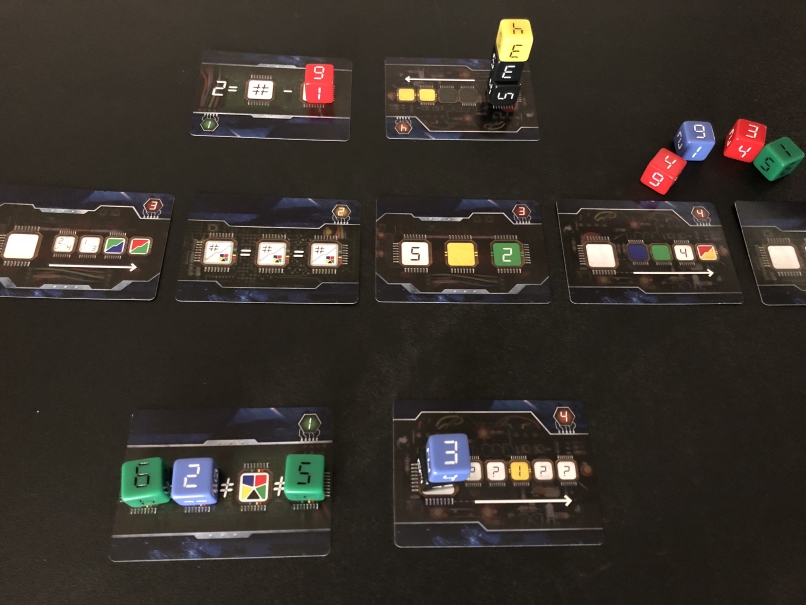 Review - Fuse: olha a bomba! - Tábula Quadrada - Board Games